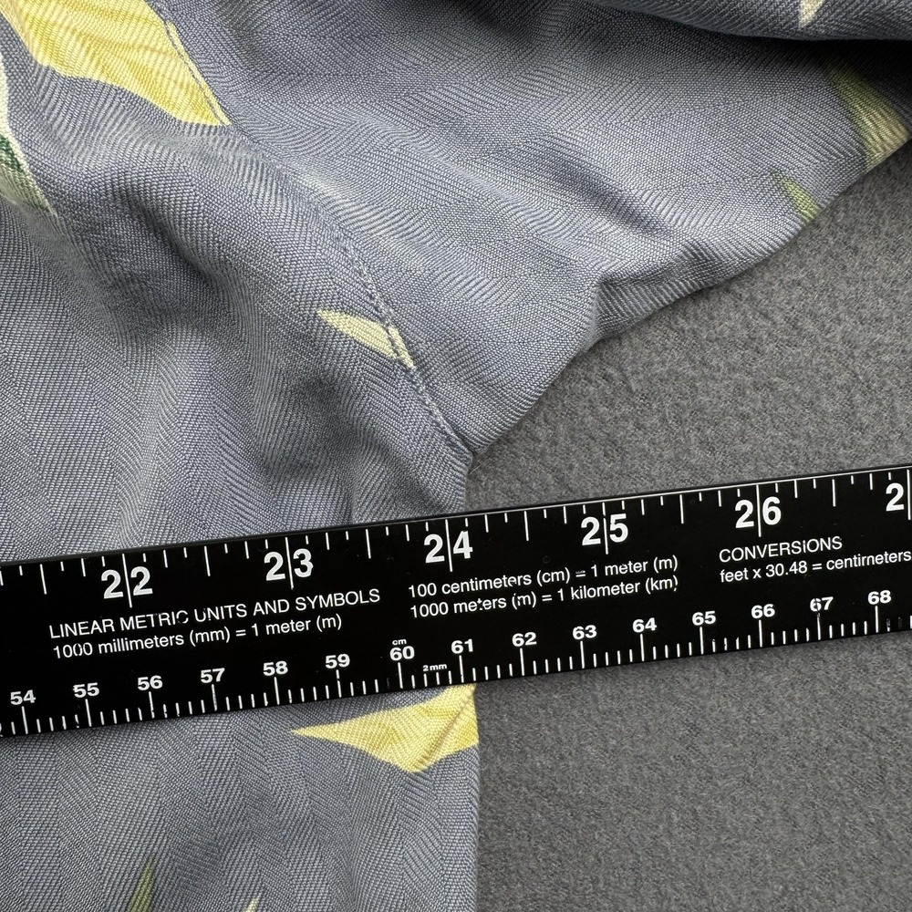 Tommy Bahama Shirt Mens Extra Large Gray Silk Floral Hawaiian Button Up Camp - Picture 3 of 7